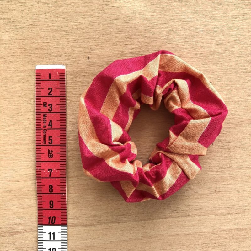 Scrunchie mit Muster aus Baumwolle pink lachs